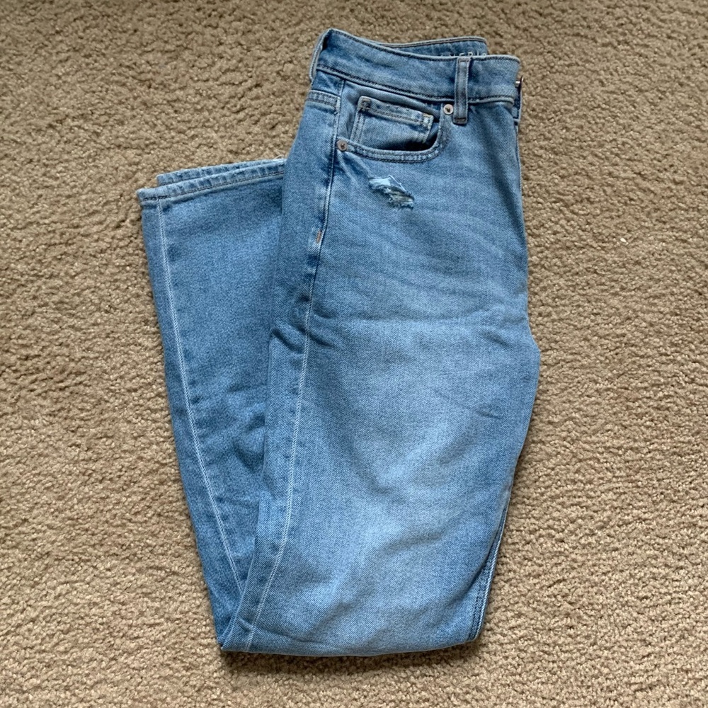 American Eagle Mom Jeans size 4 LONG